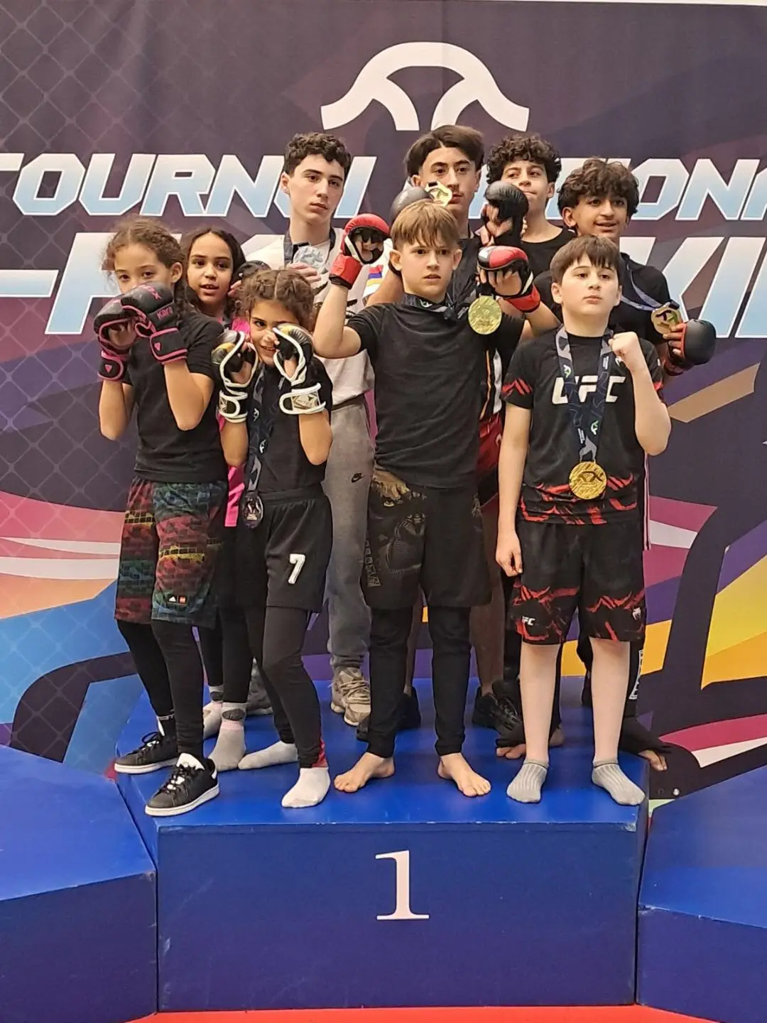 Les jeunes du club sur le podium